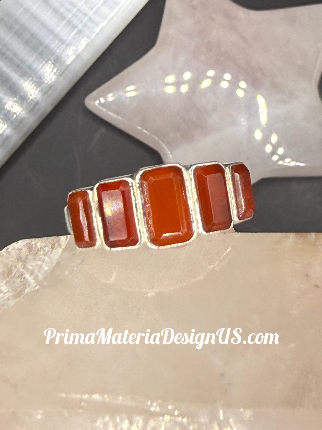 NEW - 5 Stone Bezel Set Carnelian Solid Silver Unisex Ring - Size 9