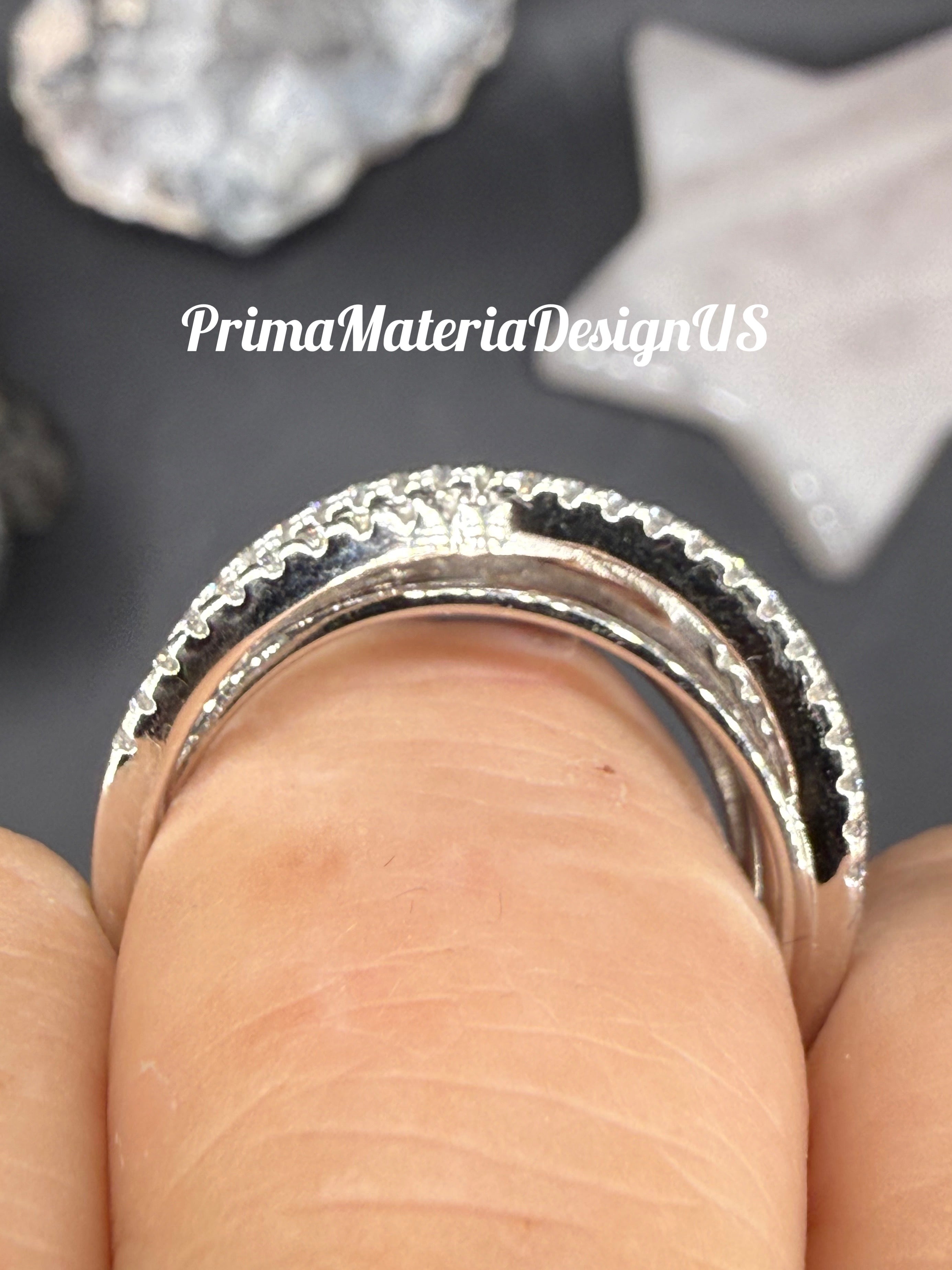 New - 1.1 Carat twt Moissanite Sterling Silver Crossing Bands Ring - Size 9