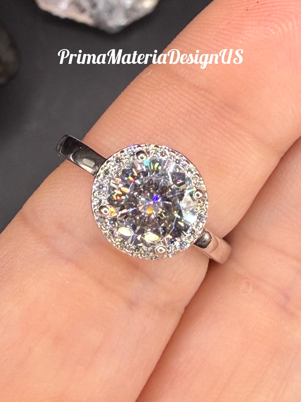 NEW - 2.2 Carat twt Brilliant Round Moissanite Halo Sterling Silver Engagement Ring - Size 7