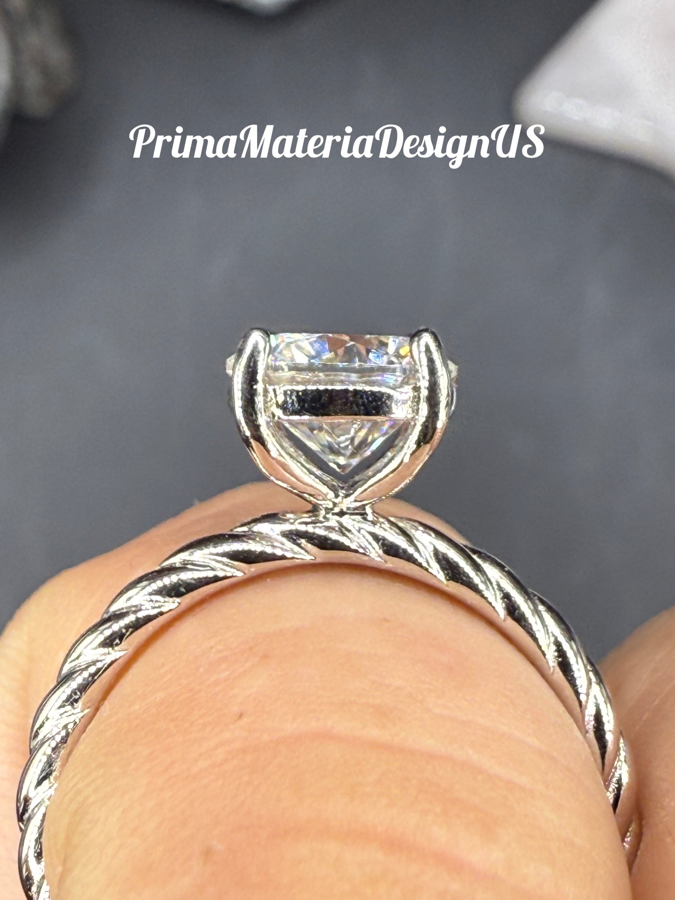 New - 2 Carat Brilliant Round Moissanite Solitaire Sterling Silver Ring - Size 7