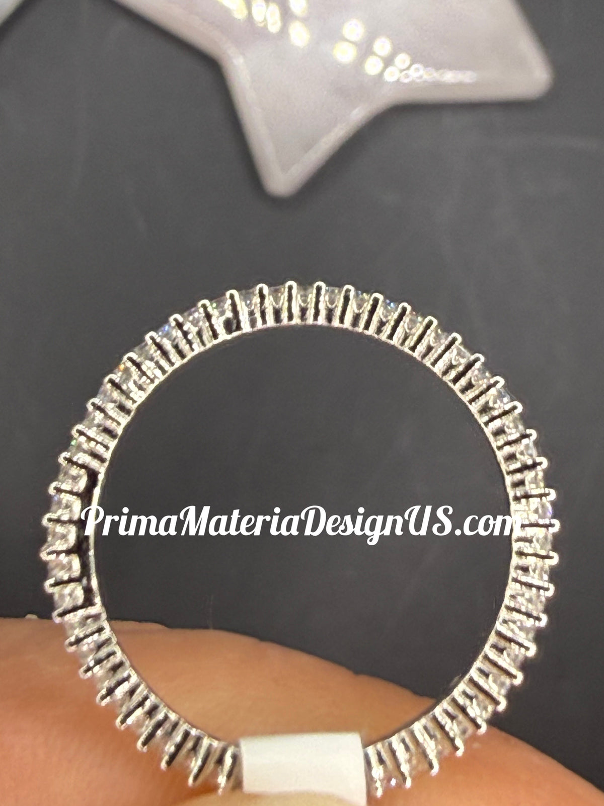 NEW - .32 Carat twt Moissanite Eternity Solid Silver Wedding Band - Size 7