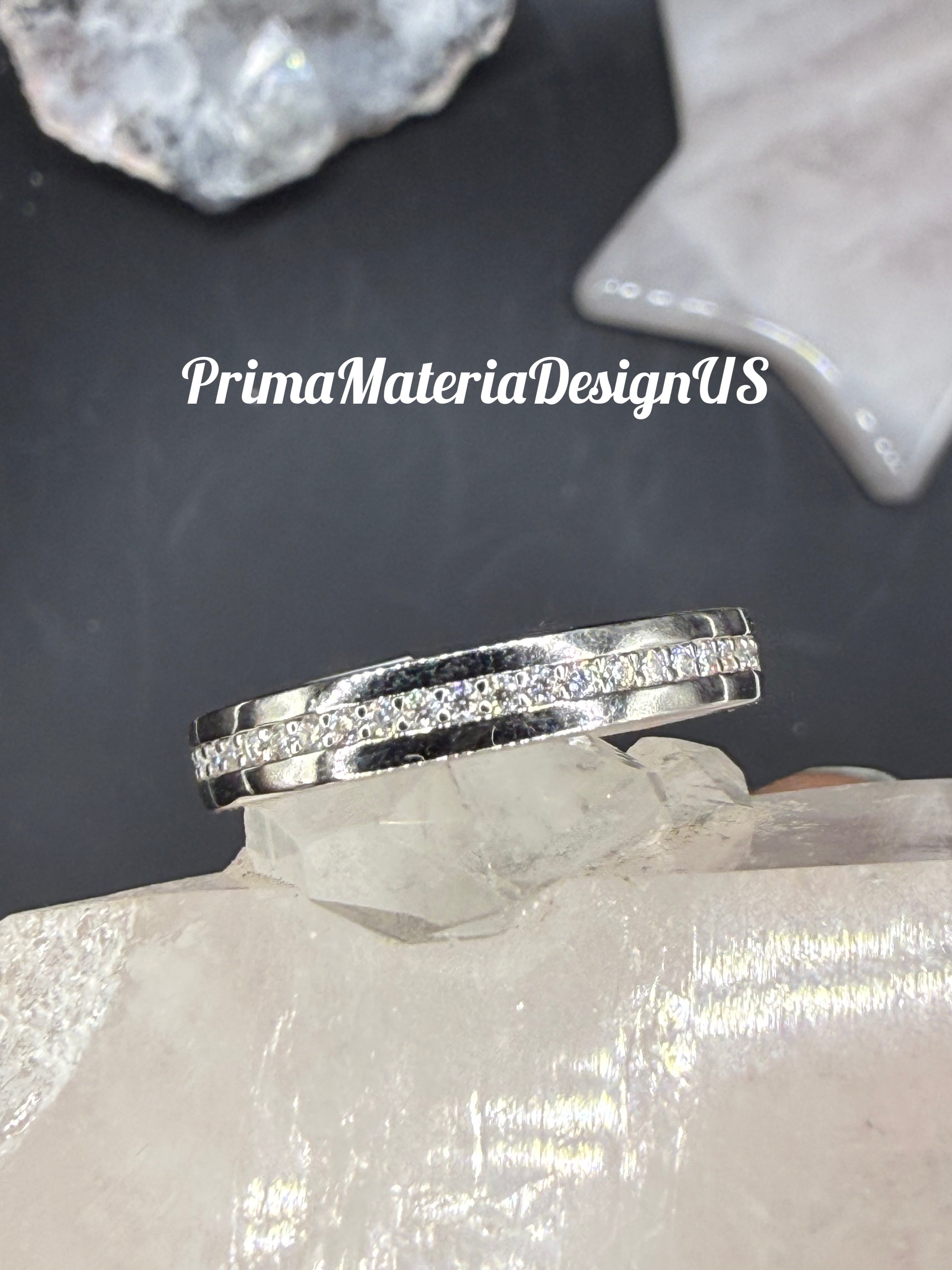 New - .54 Carat twt Moissanite Sterling Silver Unisex Wedding Band - Size 9
