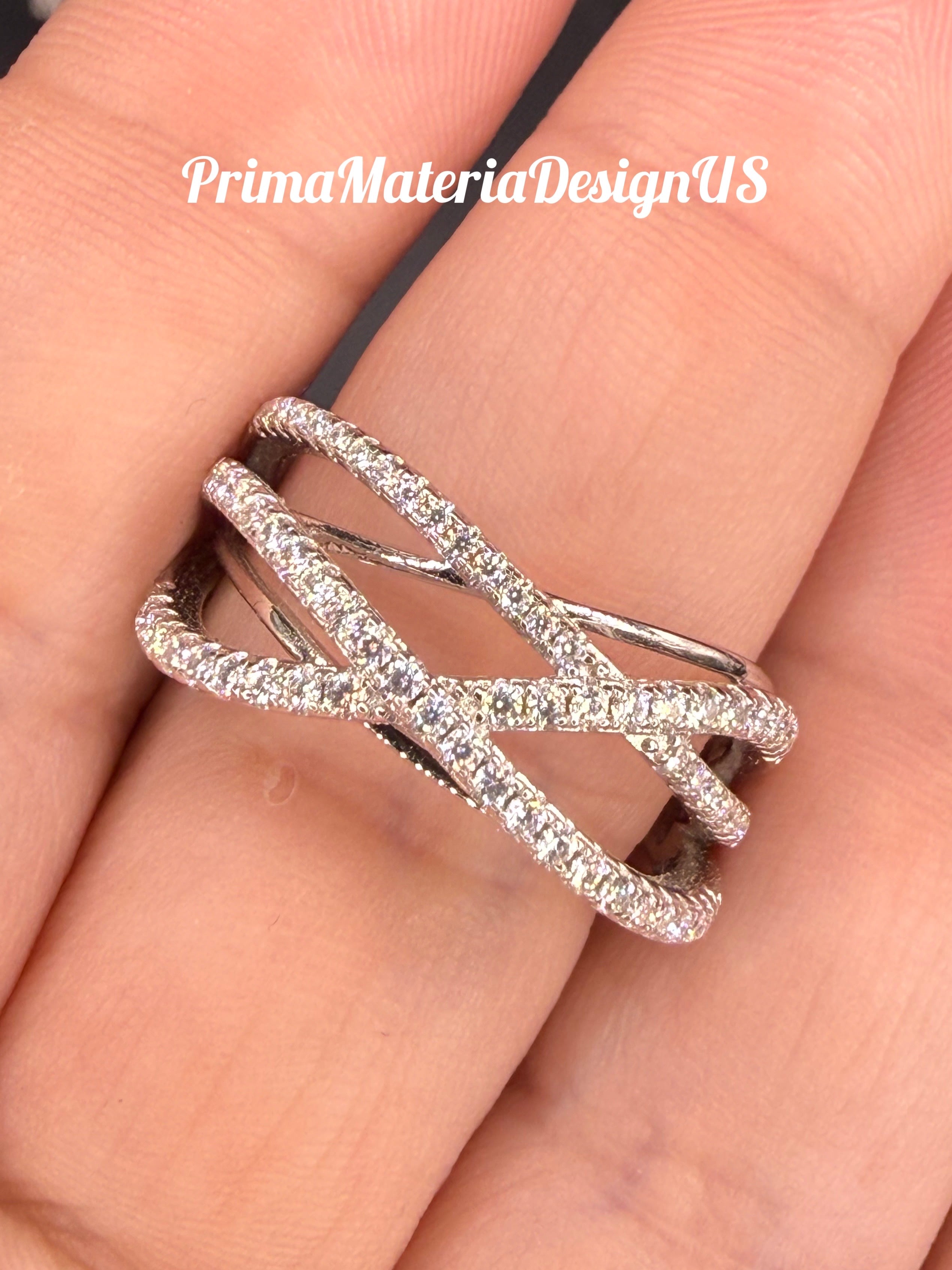 New - 1.1 Carat twt Moissanite Sterling Silver Crossing Bands Ring - Size 9