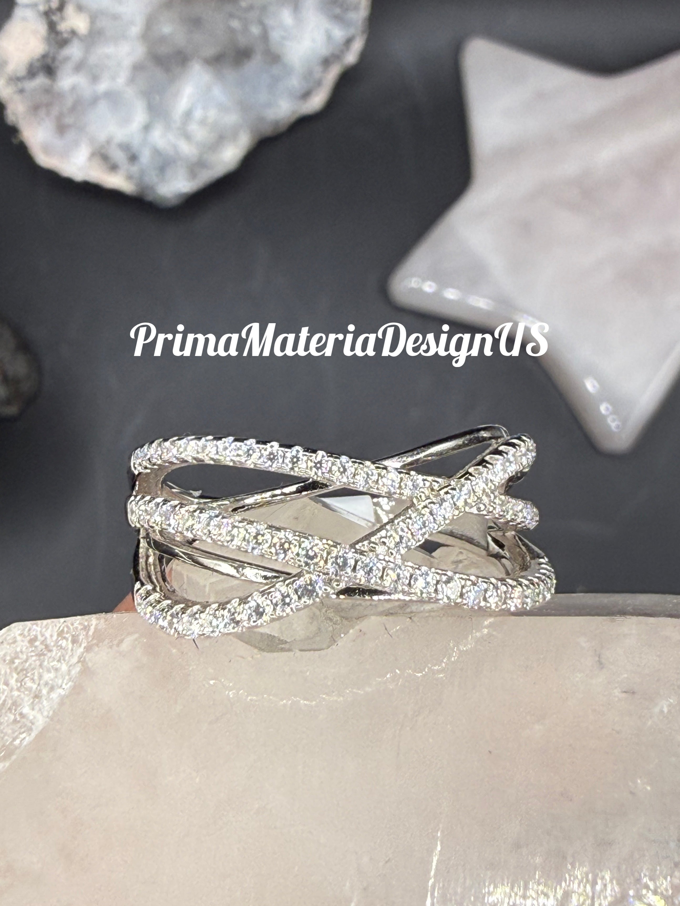 New - 1.1 Carat twt Moissanite Sterling Silver Crossing Bands Ring - Size 9