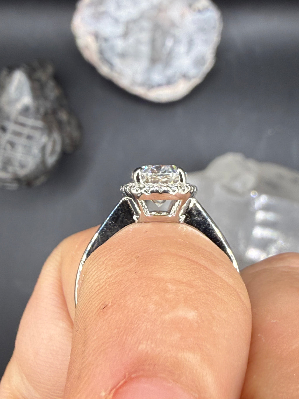 New - 1.61 Carat twt Oval Halo Moissanite Sterling Silver Engagement Ring - Size 5