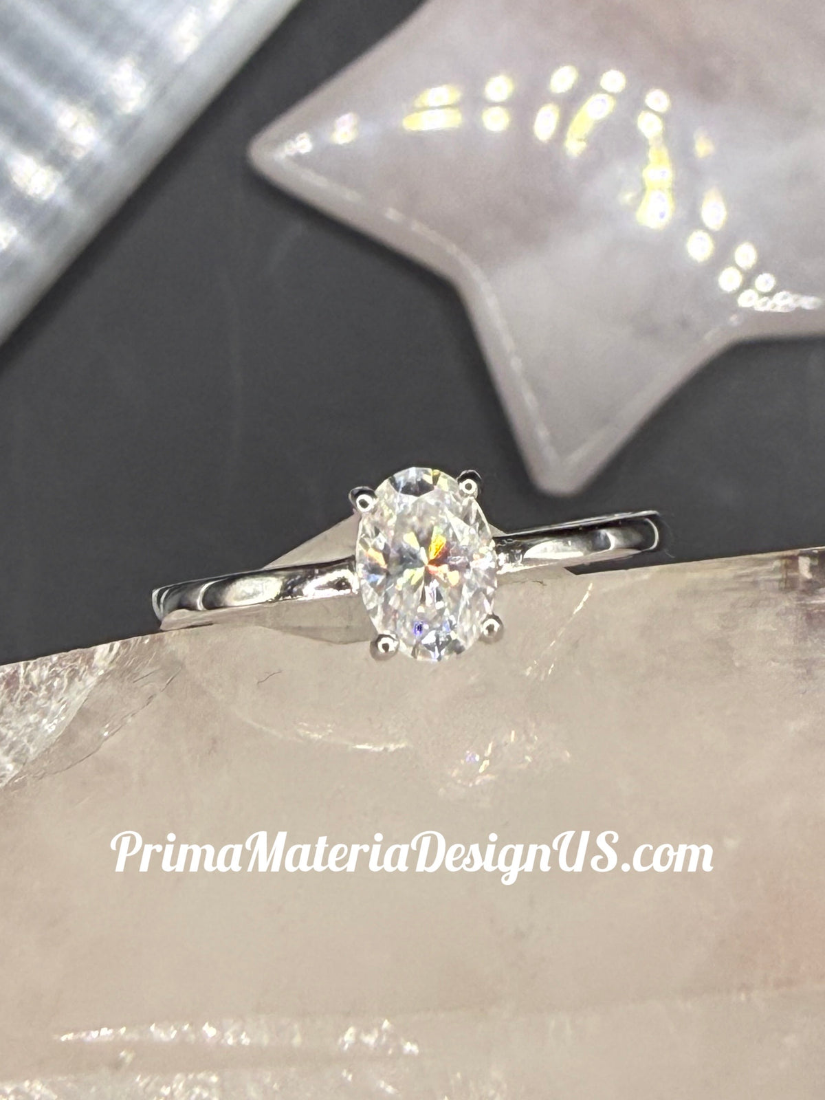 NEW - 1 Carat Oval Moissanite Solitaire Solid Silver Engagement Ring - Size 8