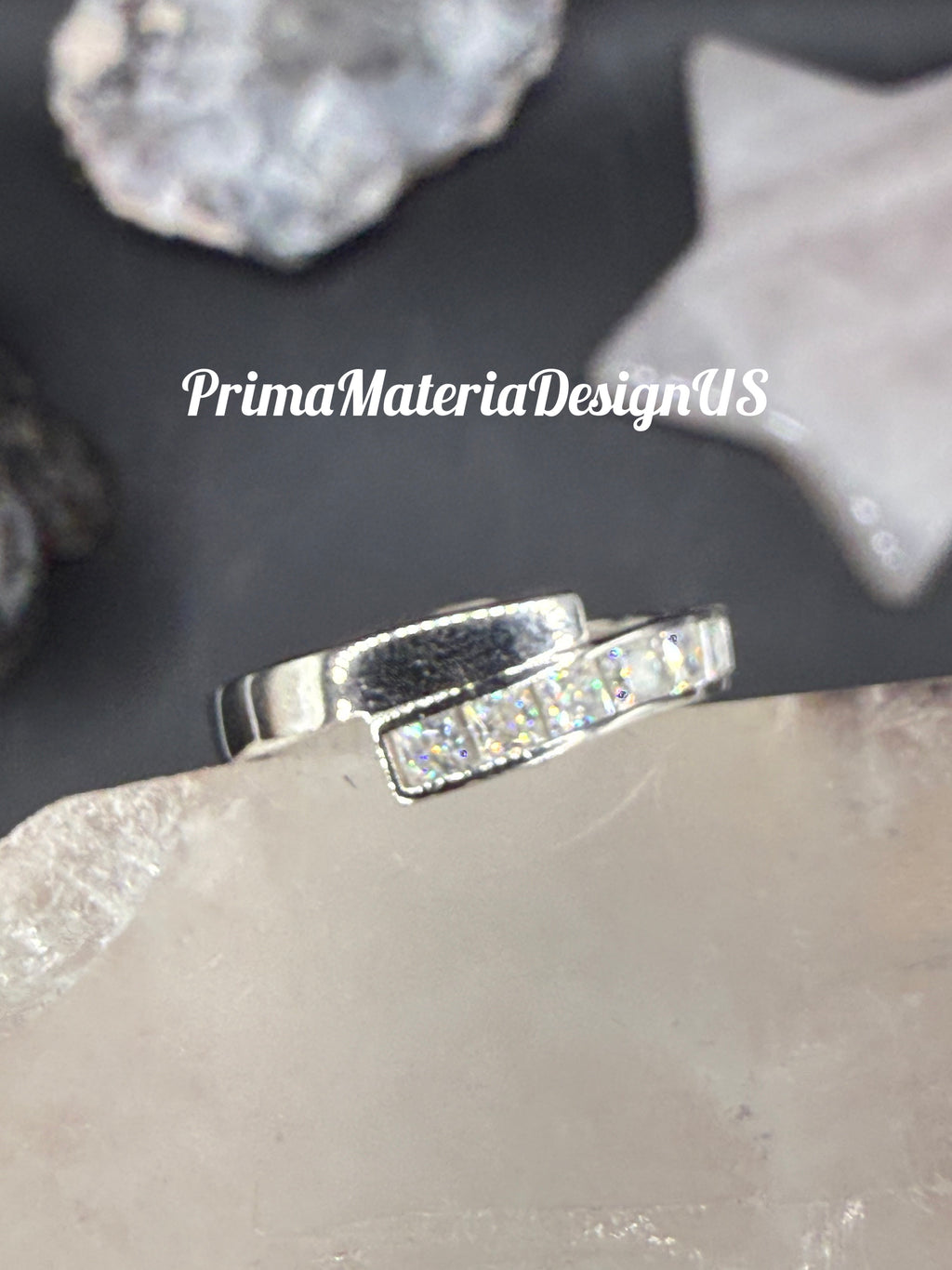 New - 2.1 Carat twt Moissanite Sterling Silver Wrap Around Ring - Size 9