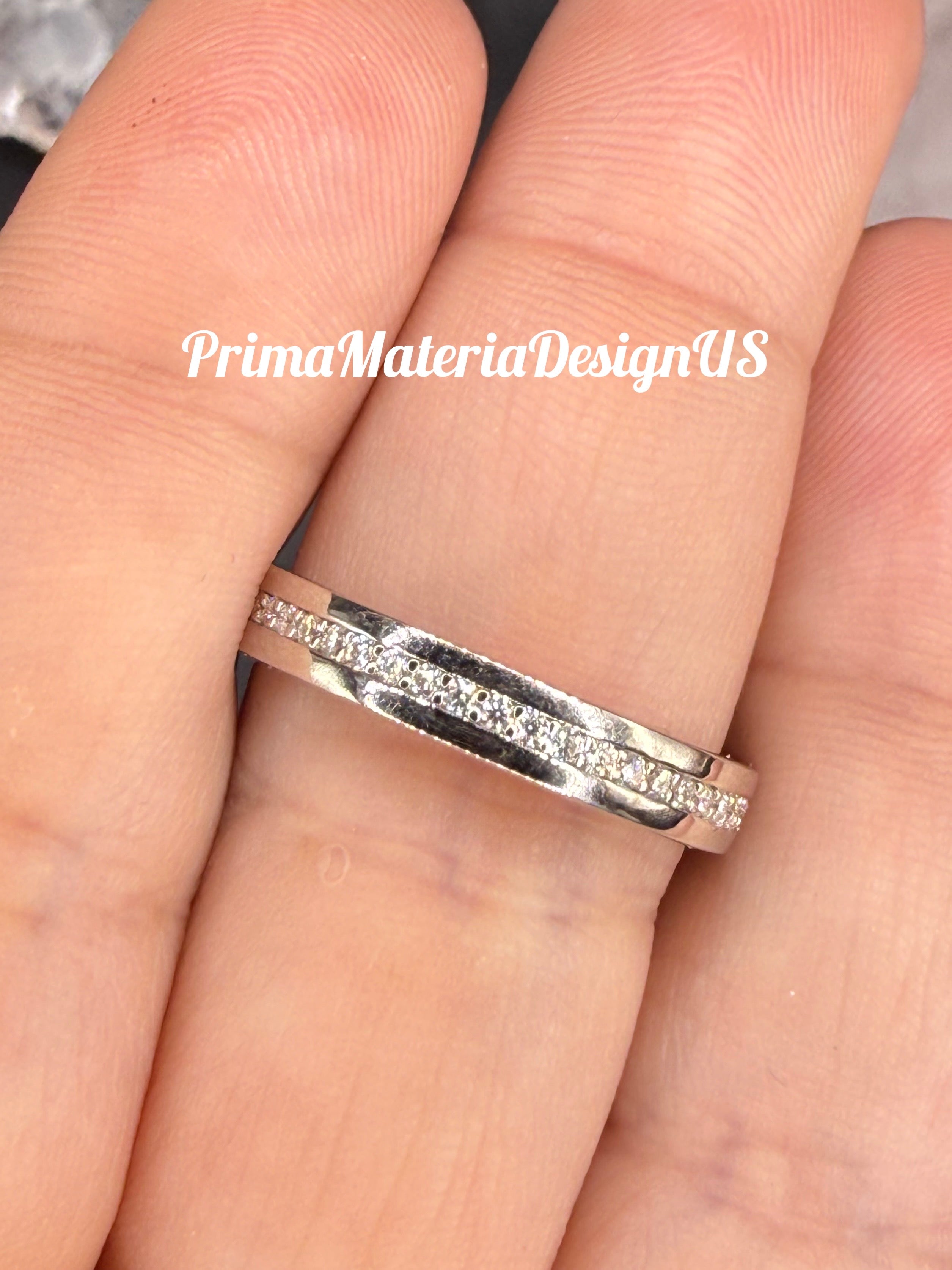 New - .54 Carat twt Moissanite Sterling Silver Unisex Wedding Band - Size 9