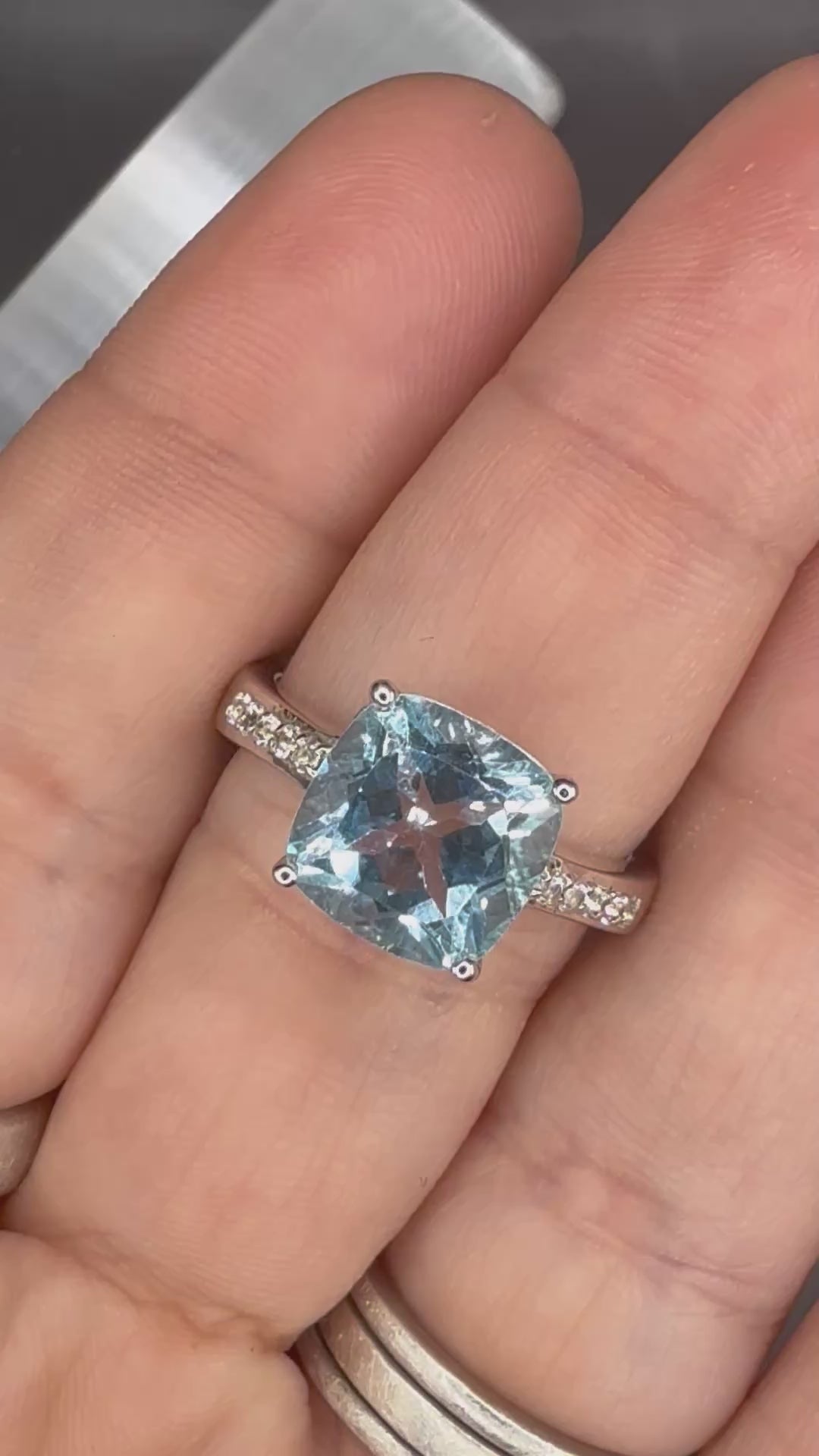 NEW - 4.62 Carat Natural Blue Topaz Solid Silver Statement Ring - Local Jeweler Made - Size 8