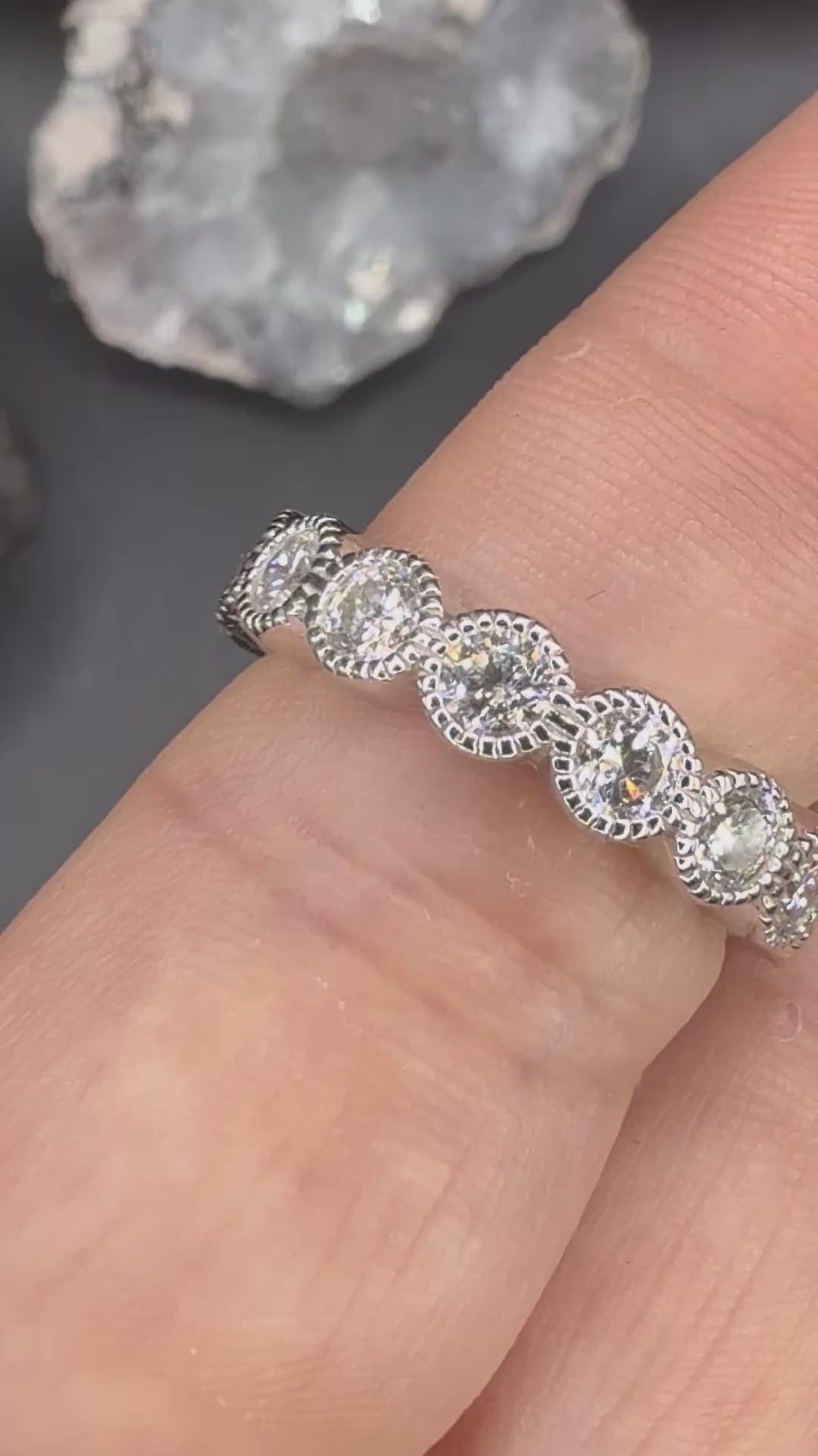 New - 2.53 Carat twt Moissanite Circles Sterling Silver Eternity Band - Size 6