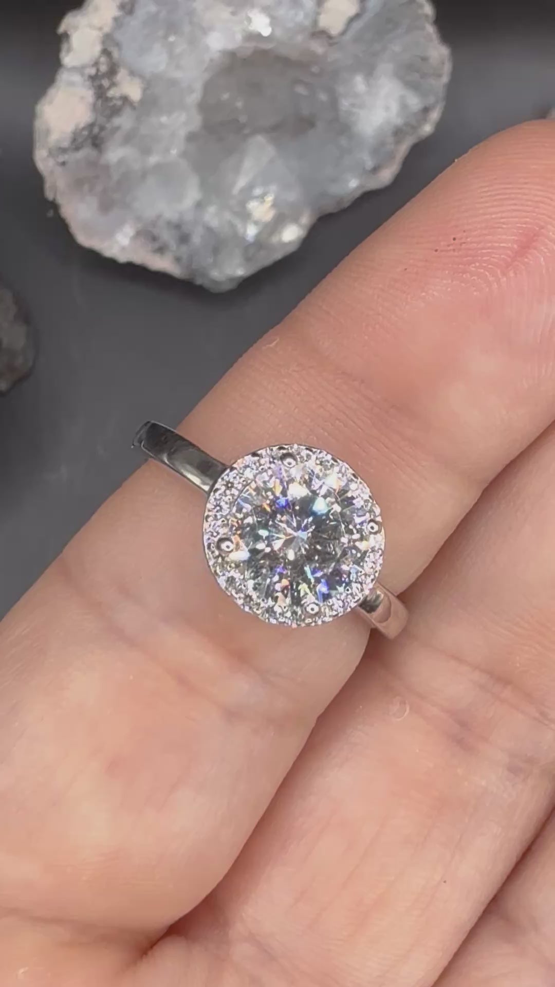 NEW - 2.2 Carat twt Brilliant Round Moissanite Halo Sterling Silver Engagement Ring - Size 7
