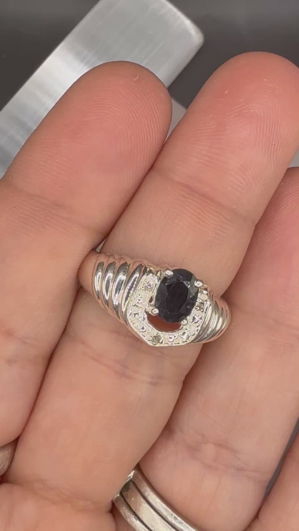 NEW - .76 Carat Natural Sapphire + Diamond Solid Silver Horseshoe Ring - Local Jeweler Made - Size 7